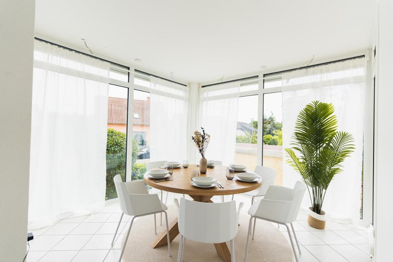 Appartment In Den Weinbergen Bei Mainz - Mit 2X Doppelzimmern, 1X Grosses Wohnzimmer, Bad & Kueche Stadecken-Elsheim Kültér fotó