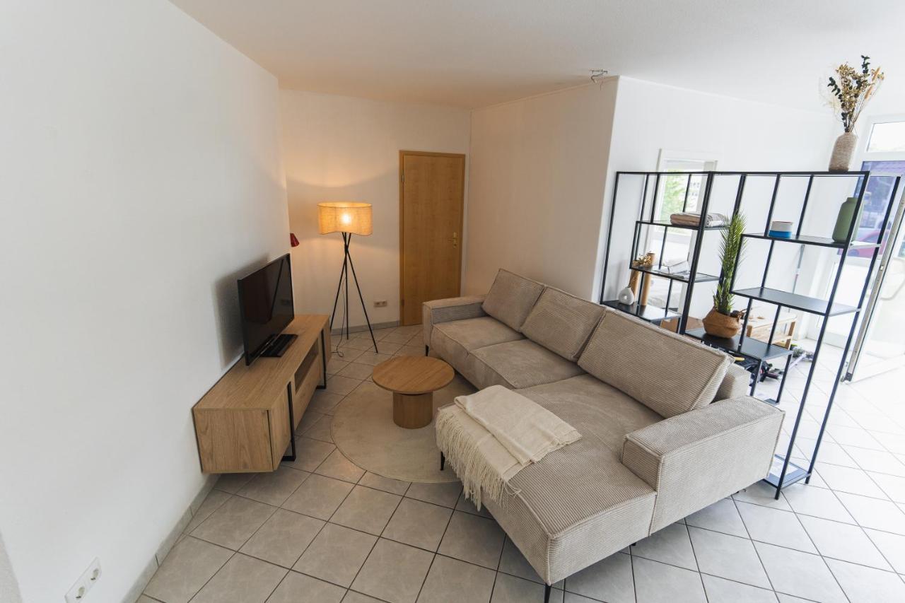 Appartment In Den Weinbergen Bei Mainz - Mit 2X Doppelzimmern, 1X Grosses Wohnzimmer, Bad & Kueche Stadecken-Elsheim Kültér fotó