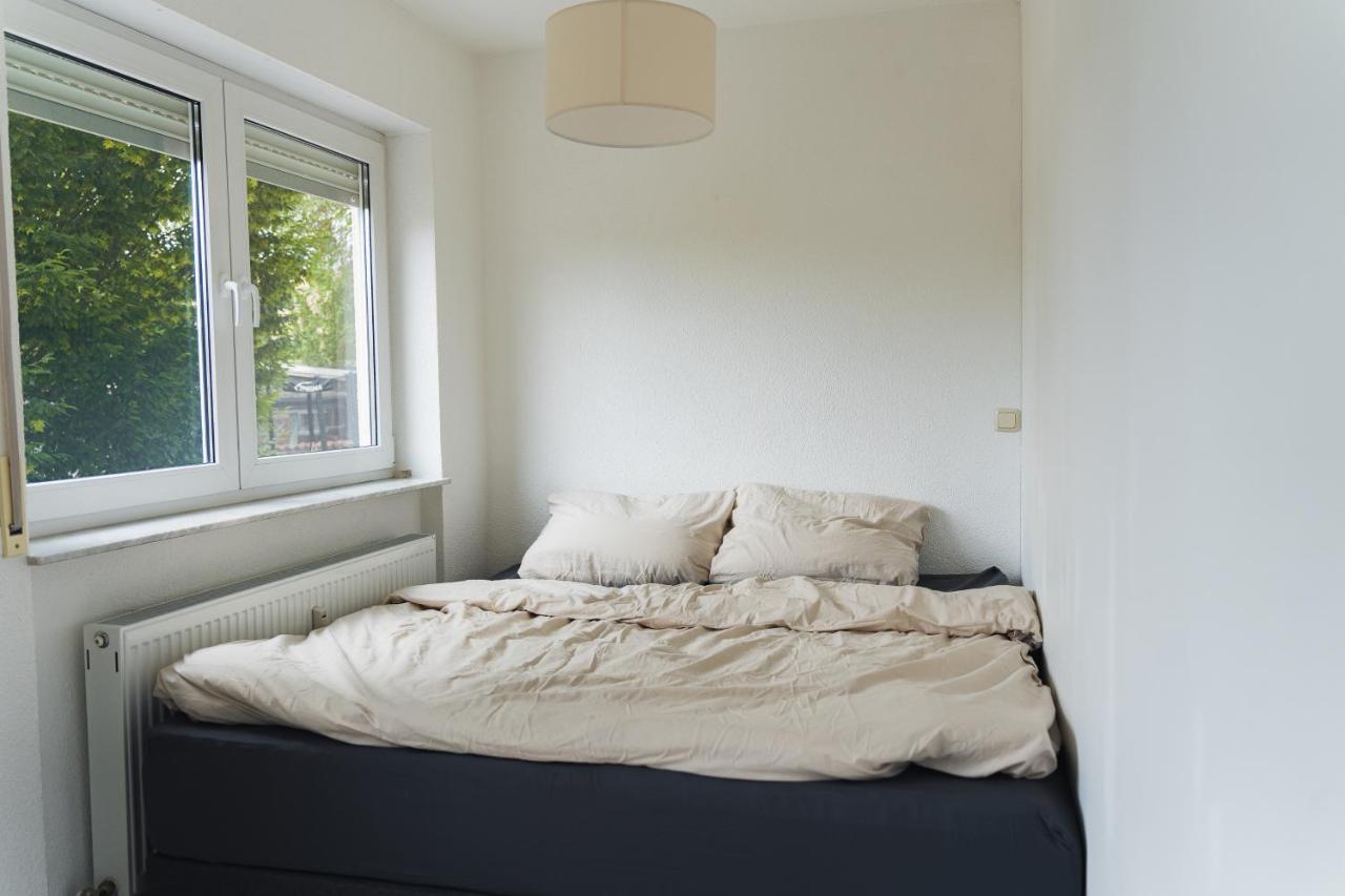 Appartment In Den Weinbergen Bei Mainz - Mit 2X Doppelzimmern, 1X Grosses Wohnzimmer, Bad & Kueche Stadecken-Elsheim Kültér fotó